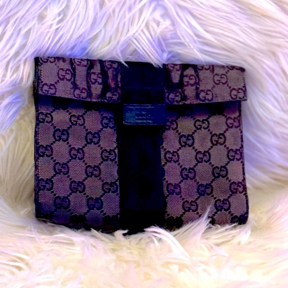 Authentic Gucci Mono Pouch! - Picture 8 of 9